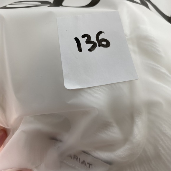 Ariat Tunic Blouse Sz L White Dainty Lace Long Sleeve Cottage - Picture 10 of 10